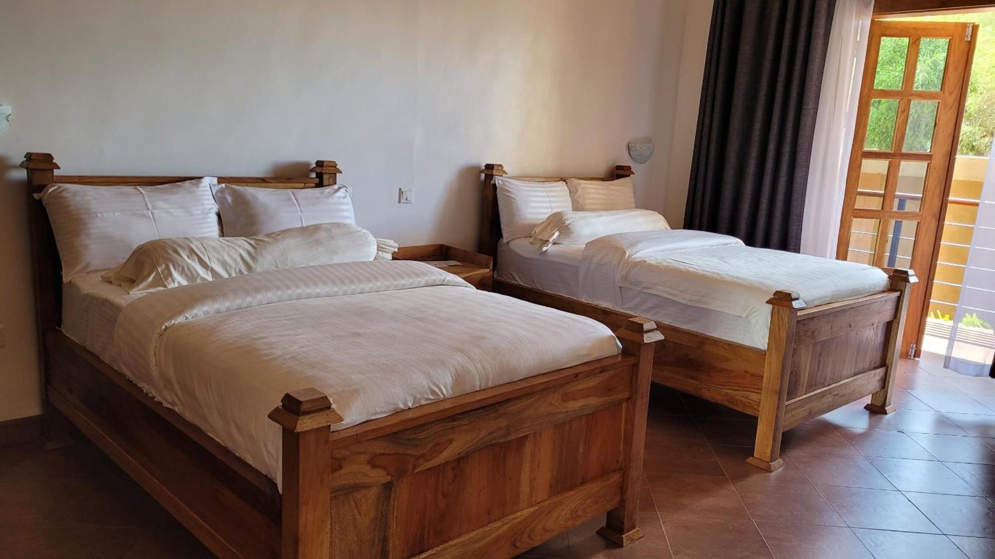 Marangu Babylon Lodge מראה חיצוני תמונה