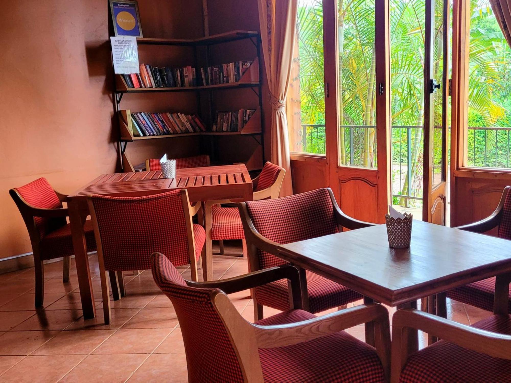 Marangu Babylon Lodge מראה חיצוני תמונה