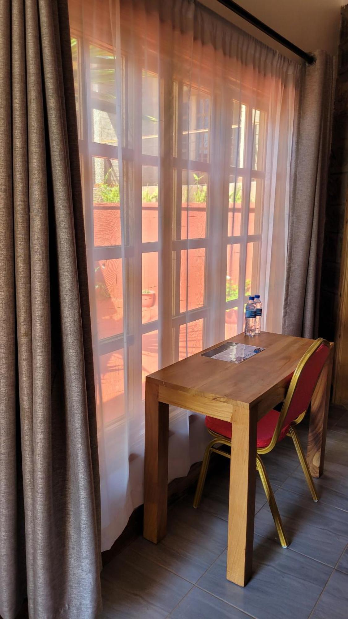 Marangu Babylon Lodge מראה חיצוני תמונה