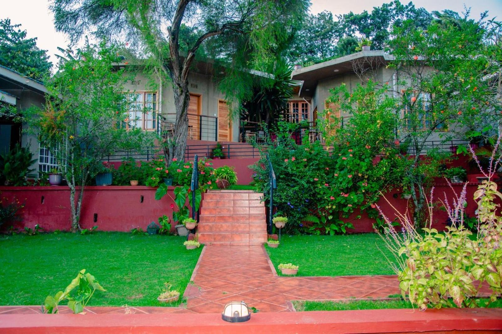 Marangu Babylon Lodge מראה חיצוני תמונה