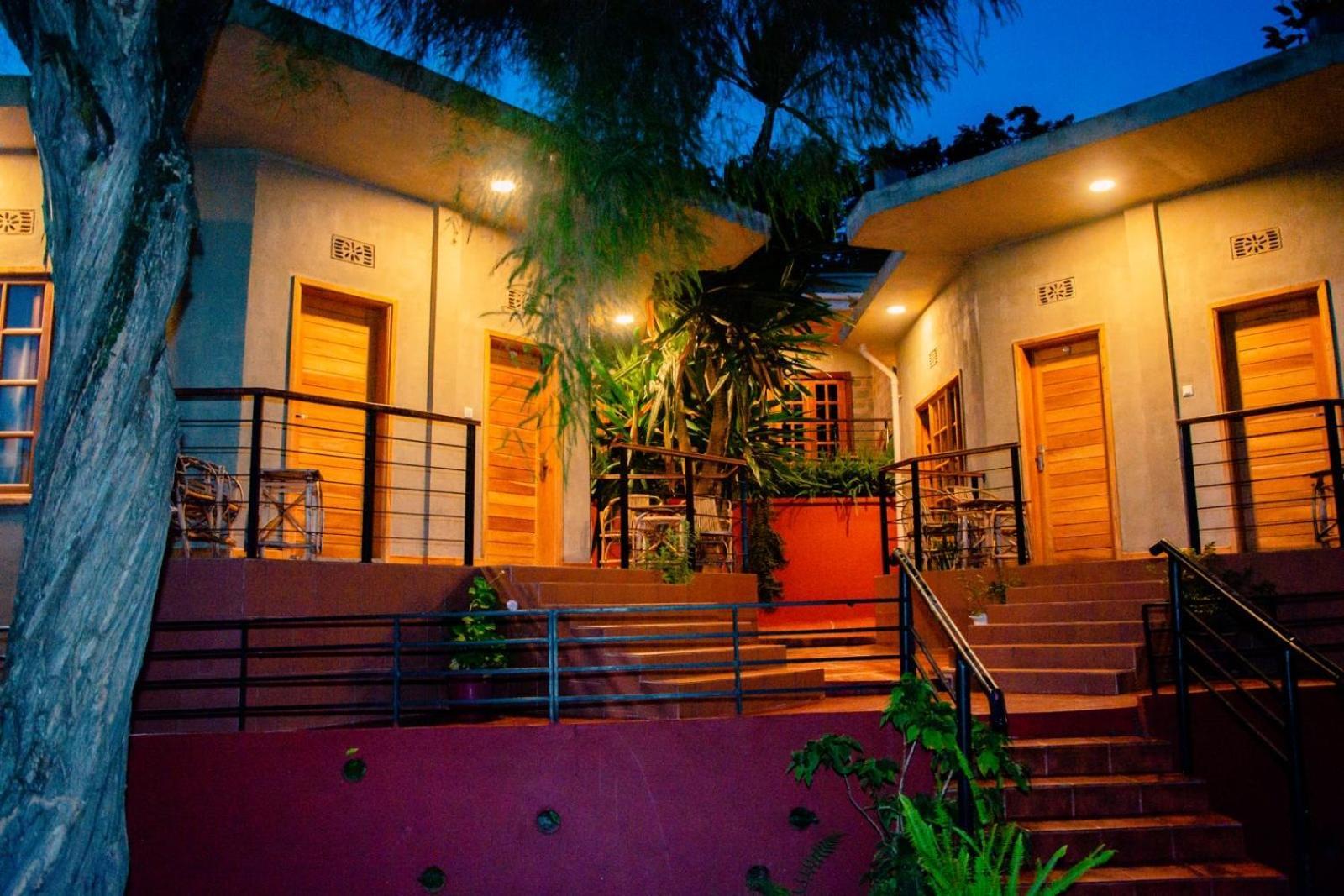 Marangu Babylon Lodge מראה חיצוני תמונה